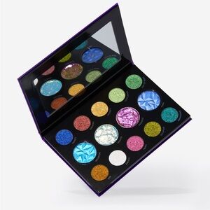 Danessa Myricks Lightwork Volume IV Transcendence Palette
